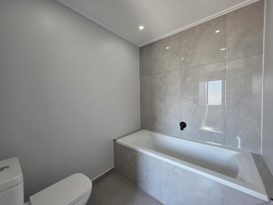 3 Bedroom Property for Sale in Marina Martinique Eastern Cape